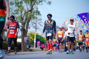 BIB: 4391
                            <button type="button" onclick="openModal(10105172)" class="btn btn-primary btn-sm float-right btn-popup" data-toggle="modal" data-target=".modal-high-quality">
                        <i class="fas fa-shopping-cart"></i> Add to Cart
                    </button>
                                            <button type="button" onclick="isThisMe(10105172, true)" class="btn btn-success btn-sm float-right btn-popup btn-isme hidden" data-toggle="tooltip" data-placement="bottom" title="นี่คือรูปของคุณใช่ไหม คลิกที่นี่เพื่อเอาเข้าอัลบั้ม">
                        <i class="fas fa-plus"></i> Add to album
                    </button>
                    <button type="button" onclick="isThisMe(10105172, false)" class="btn btn-warning btn-sm float-right btn-popup btn-isnotme hidden">
                        <i class="fas fa-ban"></i> Remove from album
                    </button>